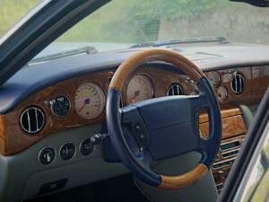 Bild 16/31 von Bentley Arnage R (2005)