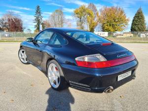 Image 2/16 of Porsche 911 Carrera 4S (2002)