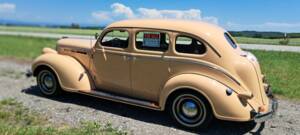 Bild 7/22 von Chrysler Royal Sedan (1938)