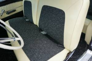 Image 51/77 of Ford Fairlane 500 Club Victoria (1958)