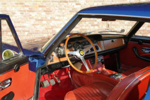 Immagine 17/50 di Ferrari 330 GT (1966)
