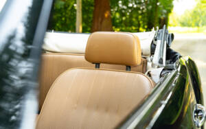 Image 38/65 de Volkswagen Karmann Ghia 1600 (1971)