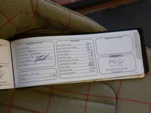 Afbeelding 74/81 van Aston Martin DB 9 Volante (2015)