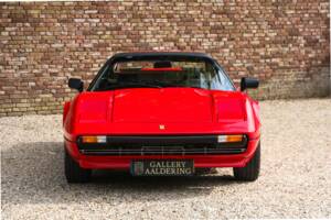 Image 9/50 de Ferrari 308 GTSi (1981)