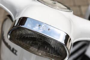 Bild 9/22 von Piaggio Vespa 160 GT Electronic (1972)