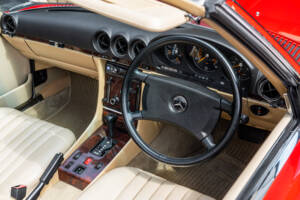 Image 23/59 of Mercedes-Benz 300 SL (1989)