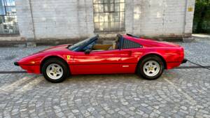 Image 13/18 of Ferrari 308 GTS (1978)
