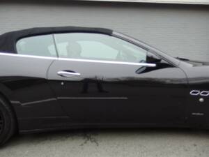 Immagine 10/93 di Maserati GranCabrio 4.7 (2010)
