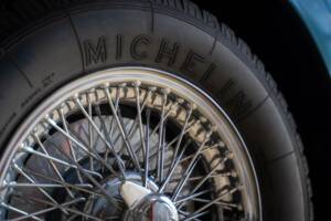 Image 18/82 of Aston Martin DB 2/4 Mk I (1953)