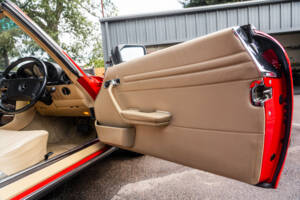 Image 42/59 of Mercedes-Benz 300 SL (1989)