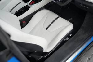 Image 19/50 of Lotus Emira "First Edition" (2022)