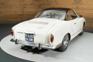 Image 20/29 of Volkswagen Karmann Ghia 1500 (1969)