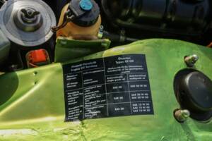 Image 36/50 of BMW 3.0 CSi (1973)