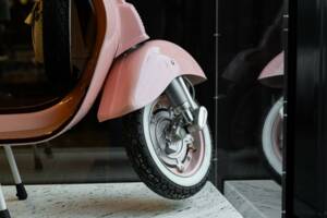 Image 9/31 of Piaggio Vespa 50 Special (1976)
