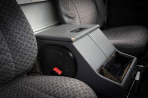 Bild 41/98 von Land Rover Defender 110 Td5 (1999)