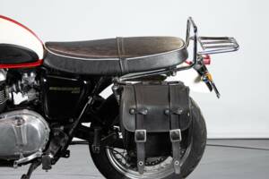 Image 22/50 of Triumph DUMMY (2014)