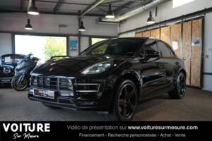 Image 1/29 of Porsche Macan Turbo (2017)