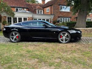 Image 11/30 of Aston Martin DB 9 (2008)