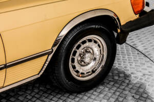 Bild 5/34 von Mercedes-Benz 380 SL (1982)