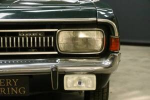 Bild 28/50 von Opel Commodore 2,5 GS (1969)