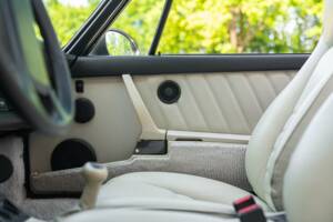 Bild 45/50 von Porsche 911 Carrera 4 (1990)