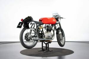 Immagine 4/50 di Gilera 175 Sport (1956)