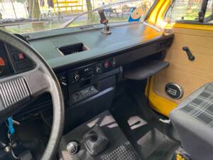 Bild 9/28 von Volkswagen T3 Westfalia 1.6 TD (1987)