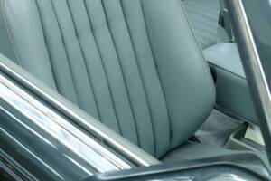 Image 26/50 de Mercedes-Benz 560 SL (1988)