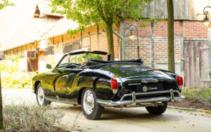 Image 4/65 de Volkswagen Karmann Ghia 1600 (1971)