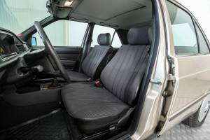 Image 13/50 of Mercedes-Benz 190 D (1986)