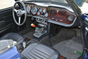 Image 28/50 of Triumph TR 6 (1975)
