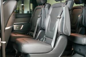 Image 4/50 de Mercedes-Benz V 300 d (2025)