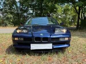Image 5/22 of BMW 850i (1990)