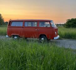 Bild 1/17 von Volkswagen T2b Kleinbus (1974)