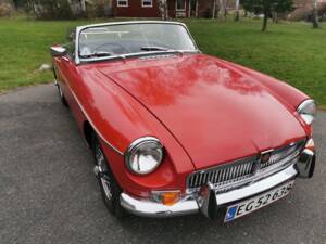 Image 7/58 of MG MGB (1968)