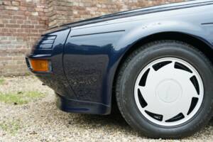 Bild 41/50 von Aston Martin V8 Zagato Vantage Volante (1990)