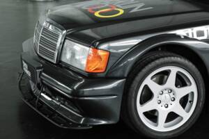 Imagen 16/50 de Mercedes-Benz 190 E 2.5-16 Evolution II (1990)