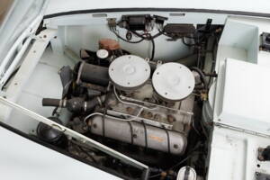 Image 36/50 of BMW 507 (1957)