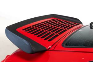 Image 26/32 of Porsche 911 Turbo 3.3 (1992)