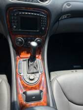 Imagen 9/15 de Mercedes-Benz SL 500 (2001)