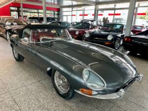 Bild 3/20 von Jaguar E-Type 4.2 (1965)