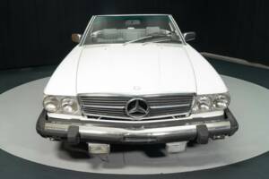 Immagine 3/8 di Mercedes-Benz 560 SL (1987)