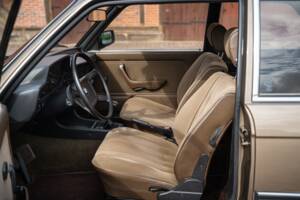 Image 23/76 of BMW 323i (1982)