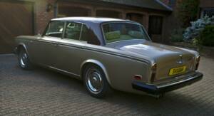 Image 13/50 of Rolls-Royce Silver Shadow II (1977)