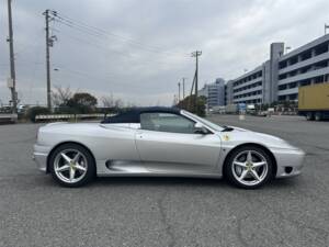 Immagine 8/44 di Ferrari 360 Spider (2004)