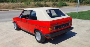 Bild 17/34 von Volkswagen Golf I Cabrio 1.5 (1981)