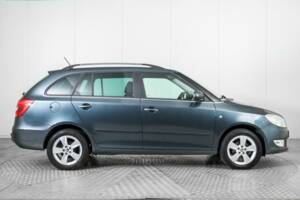 Imagen 10/50 de Skoda Fabia 1.2 TSI Combi (2014)