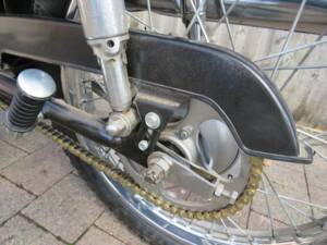 Bild 41/46 von Suzuki TC 120 (1970)