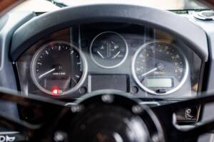 Bild 42/45 von Land Rover Defender 110 (2015)