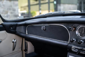 Image 38/56 de Aston Martin DB 4 (1958)